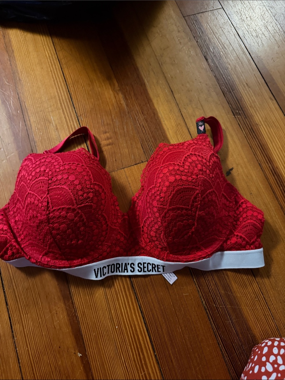 NWT Victoria's Secret Red Lace Padded Bra with Branded Band